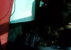 Pikaper बड़े स्तन के साथ और मोज़ा घर सेक्सी हिंदी मूवी में में milf लेता है और उसे गधा licks