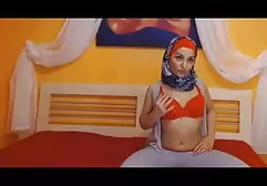 गोरे कास्टिंग में आए हिंदी में फुल सेक्सी मूवी और मॉडल एजेंट के बोनट पर अपनी चूत उछाल दी