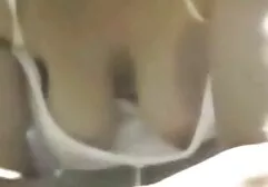 BBW मुंडा बिल्ली के साथ ताल से उसके नितंबों को बिस्तर के पास हिलाता है सेक्सी फिल्म फुल एचडी सेक्सी फिल्म