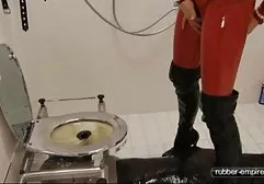रेडहेड बड़े थरथानेवाला के साथ हिंदी में सेक्सी मूवी वीडियो में संभोग से shudders