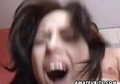 हॉस्टल में दोपहर में बड़े गिलास के साथ सेक्सी हिंदी पिक्चर मूवी लैटिना के पिछले छेद में कैवलियर पाउंड