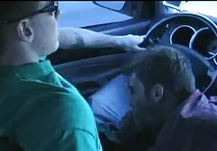फैट मिल्फ़ ने अपने प्रेमी को एक वीडियो हिंदी मूवी सेक्सी blowjob दी और अपने मुर्गा की सवारी की