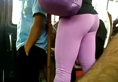 एक सेक्सी मूवी सेक्सी मूवी सेक्सी मूवी सफेद छात्र के साथ चार अश्वेतों ने एक सर्कल में एक फटी हुई चूत और मुंह में एक त्वचा को बकवास किया